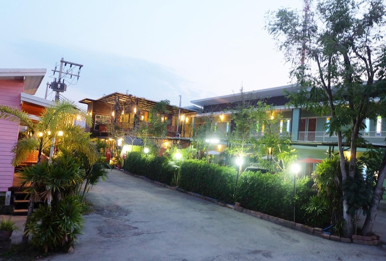 Suphan Wanwarn Resort Suphanburi Esterno foto